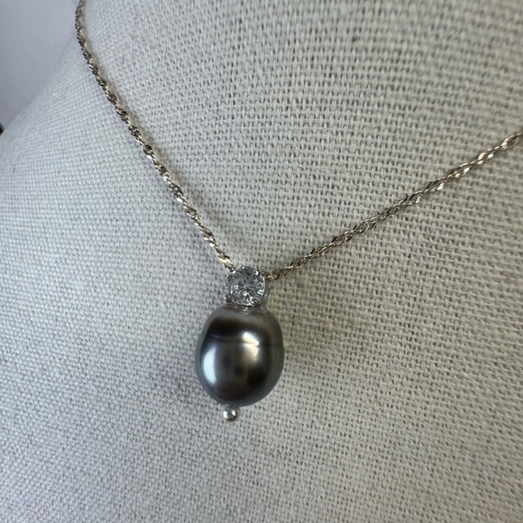 Tahitian Pearl Necklace - Picture 1 of 8